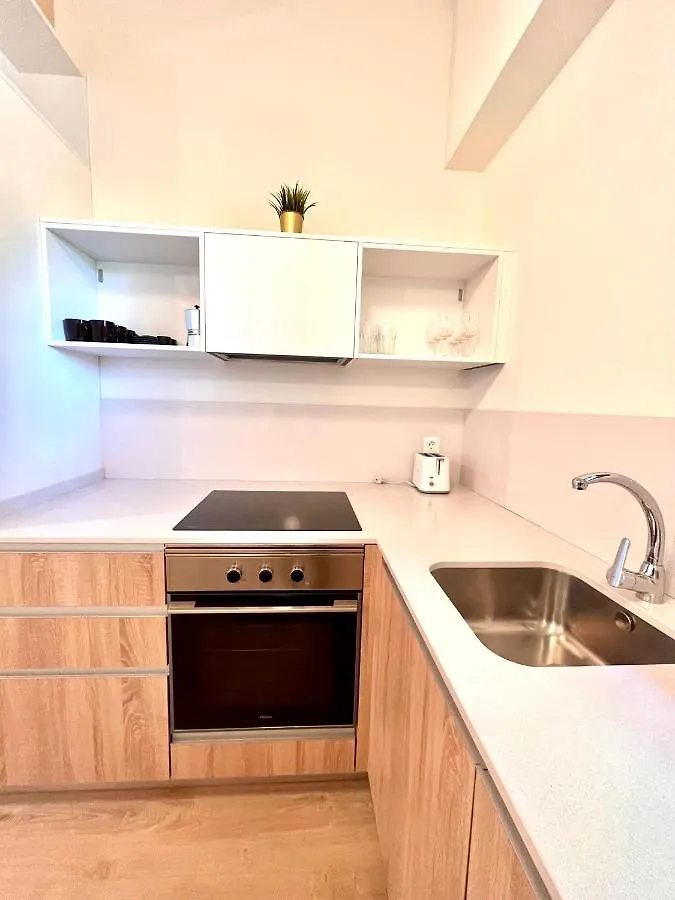 Apartamento The Ventas Whim. Madrid